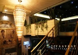 دکوراسیون و فضای رستوران تاویت