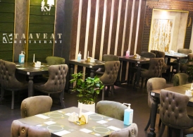 دکوراسیون و فضای رستوران تاویت