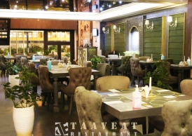 دکوراسیون و فضای رستوران تاویت